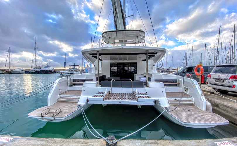 Lagoon 51