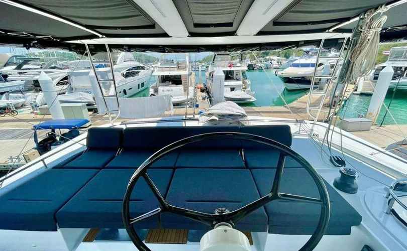 Photo Lagoon 52 Fly (2018)