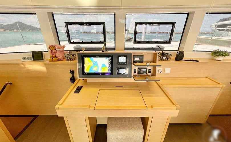 Photo Lagoon 52 Fly (2018)