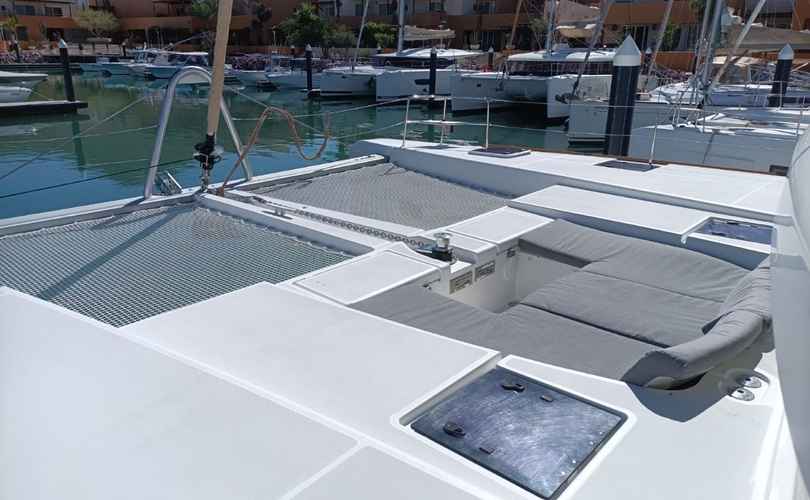 Photo Lagoon 52 Fly (2020)