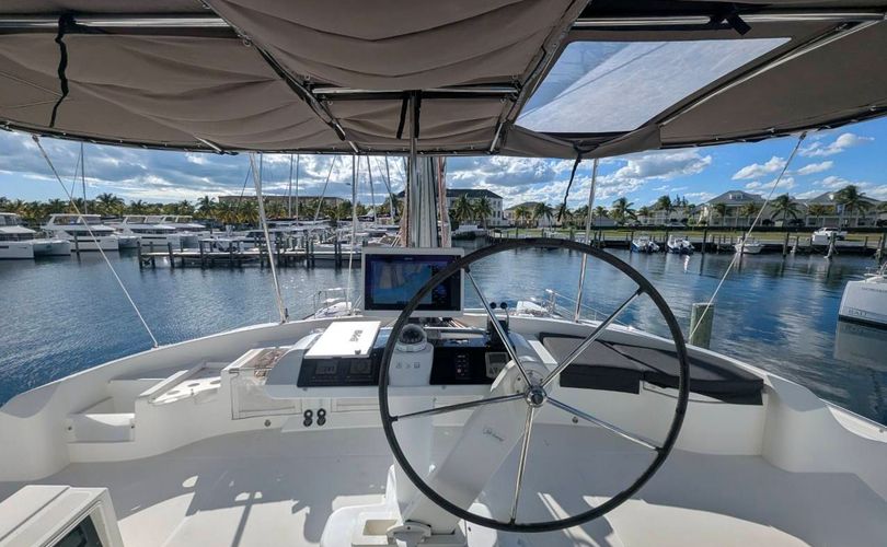 Photo Lagoon 52 Fly (2019)