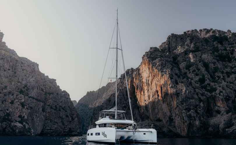 Lagoon 55