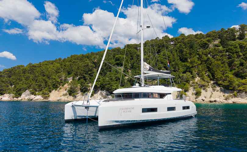 Lagoon 55
