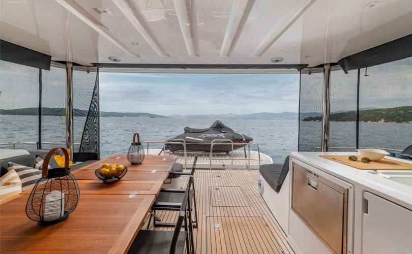 Lagoon 55