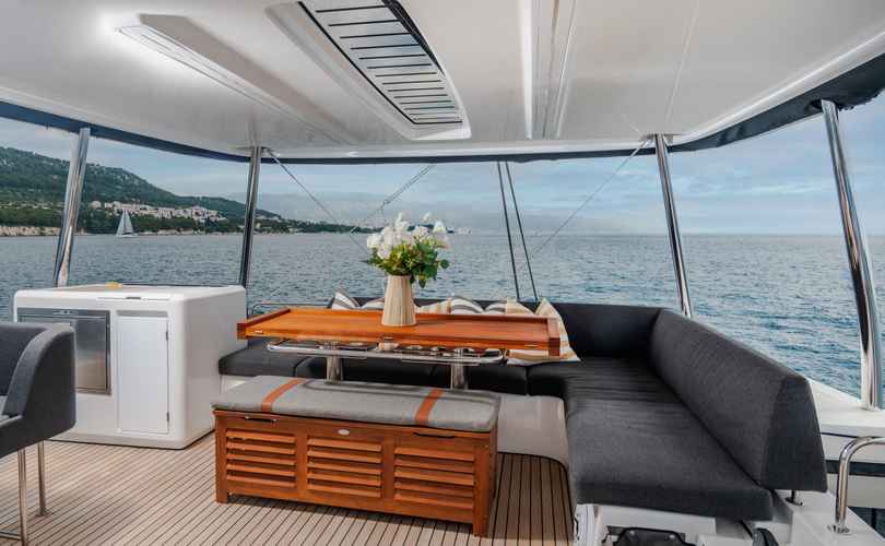 Lagoon 55