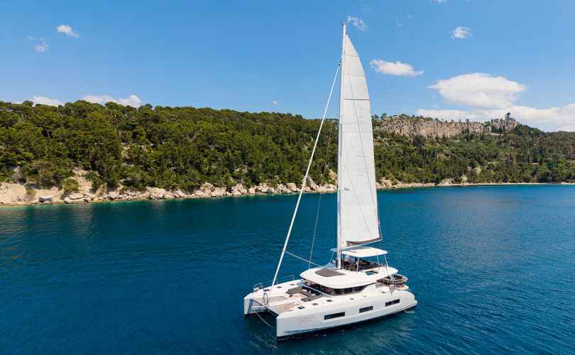 Lagoon 55