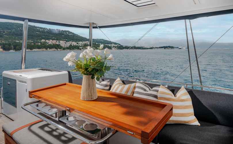 Lagoon 55