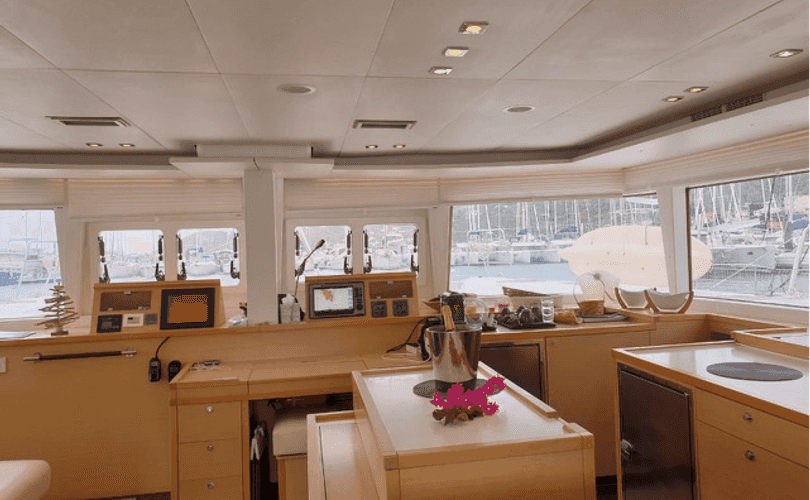 Lagoon 560