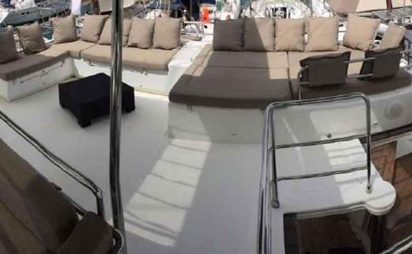 Lagoon 560