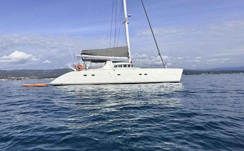 Lagoon 570