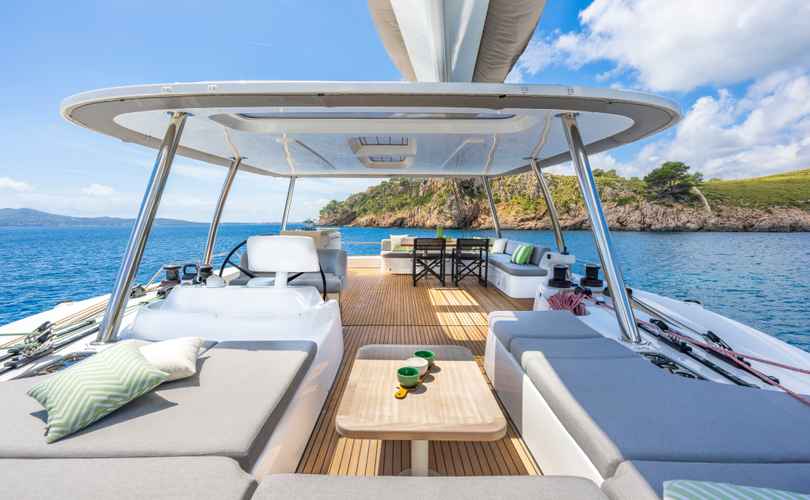 Photo Lagoon 60 (2026)