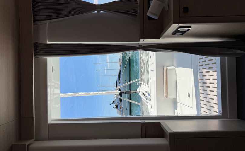 Photo Lagoon 60 (2025)