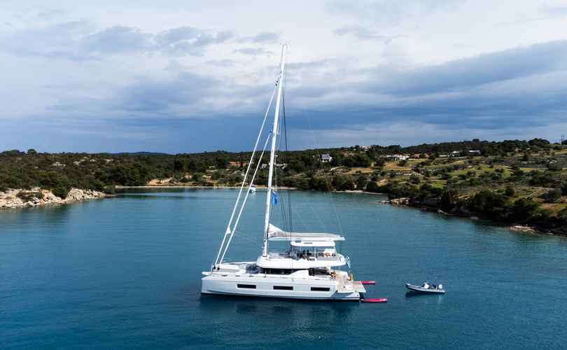 Lagoon 60