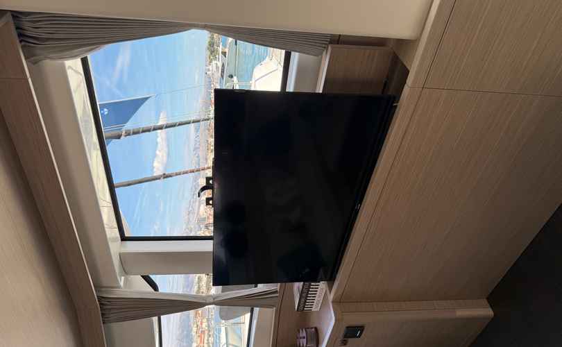 Photo Lagoon 60 (2025)