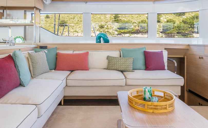 Photo Lagoon 60 (2026)