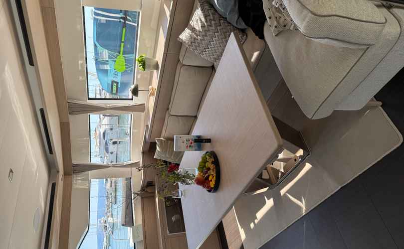 Photo Lagoon 60 (2025)