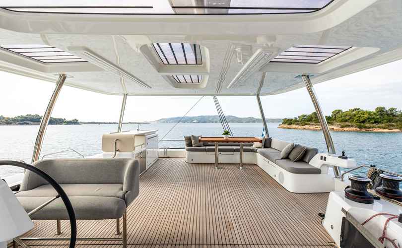 Lagoon 60
