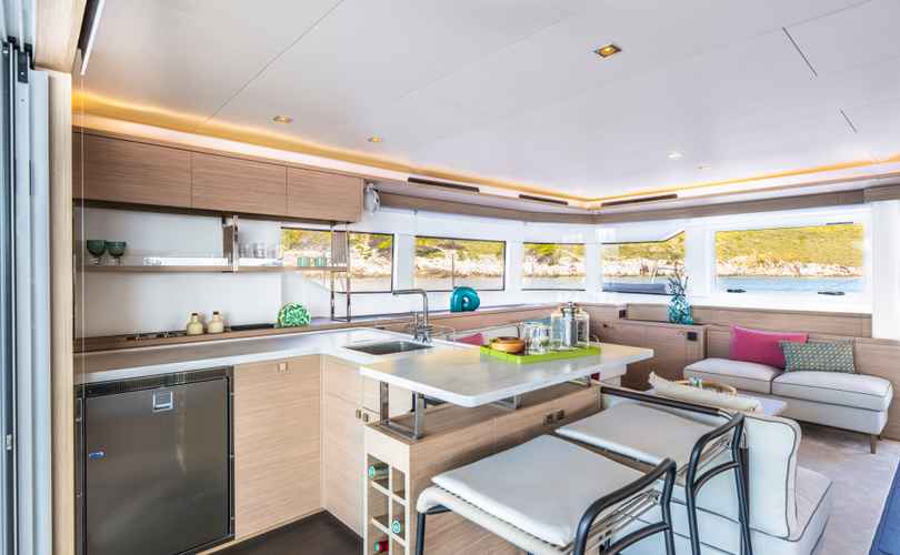 Photo Lagoon 60 (2026)