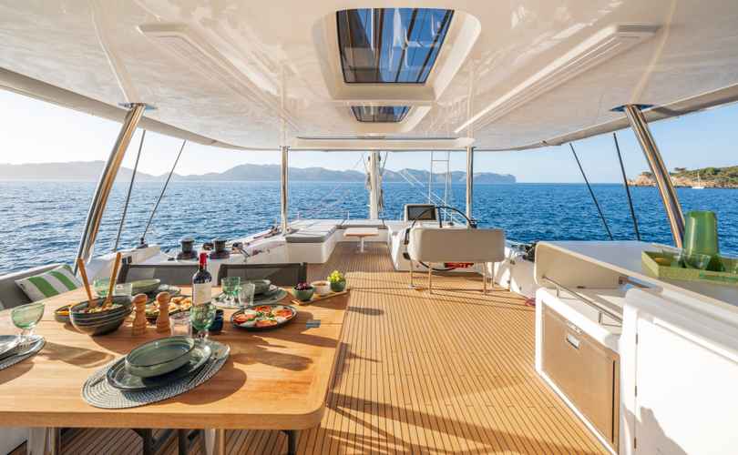 Photo Lagoon 60 (2026)