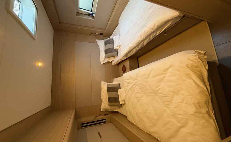 Photo Lagoon 60 (2025)