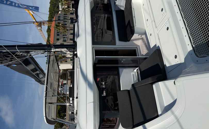 Photo Lagoon 60 (2025)