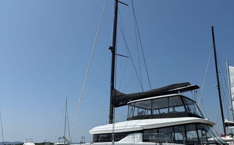 Photo Lagoon 60 (2025)