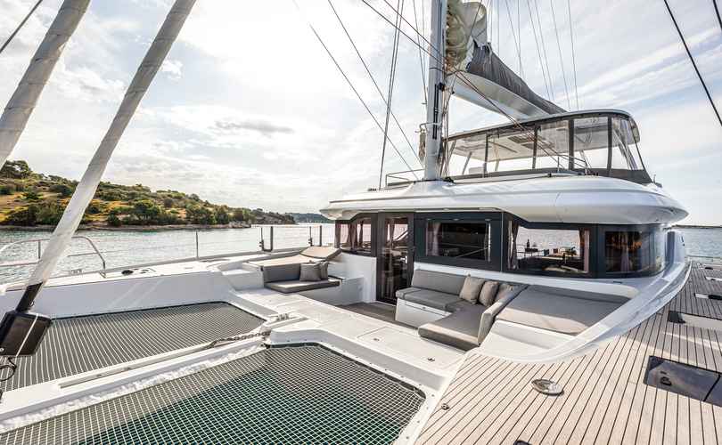 Lagoon 60