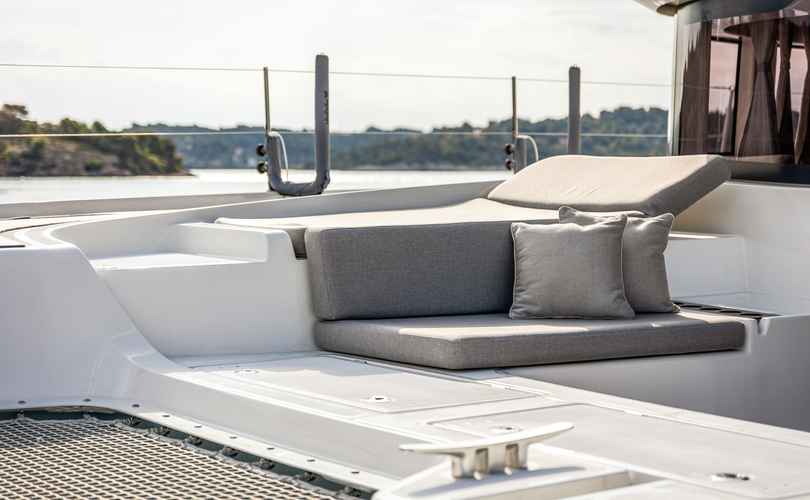 Lagoon 60