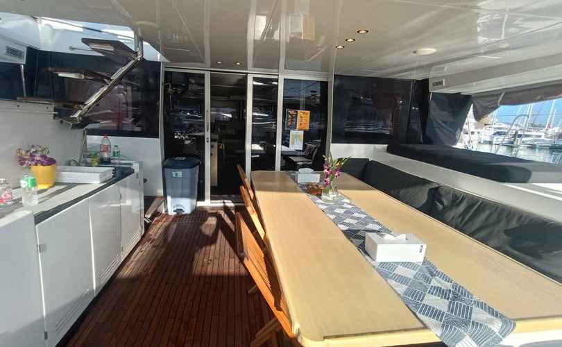 Lagoon 620