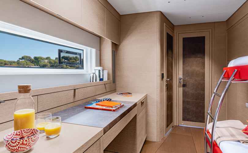 Photo Lagoon Sixty 5 (2026)