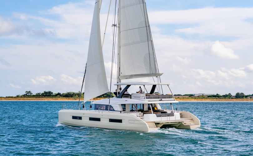 Photo Lagoon Sixty 5 (2026)