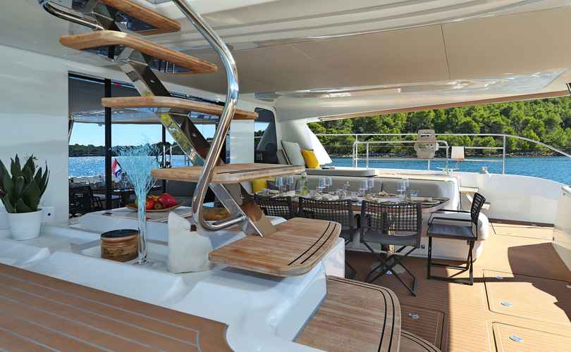 Photo Lagoon Sixty 7 (2023)