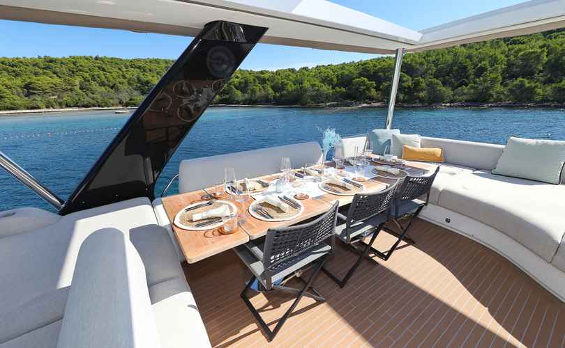 Photo Lagoon Sixty 7 (2023)