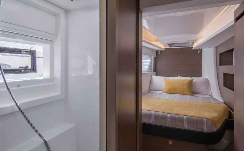 Photo Leopard 42 (Exclusive Plus)