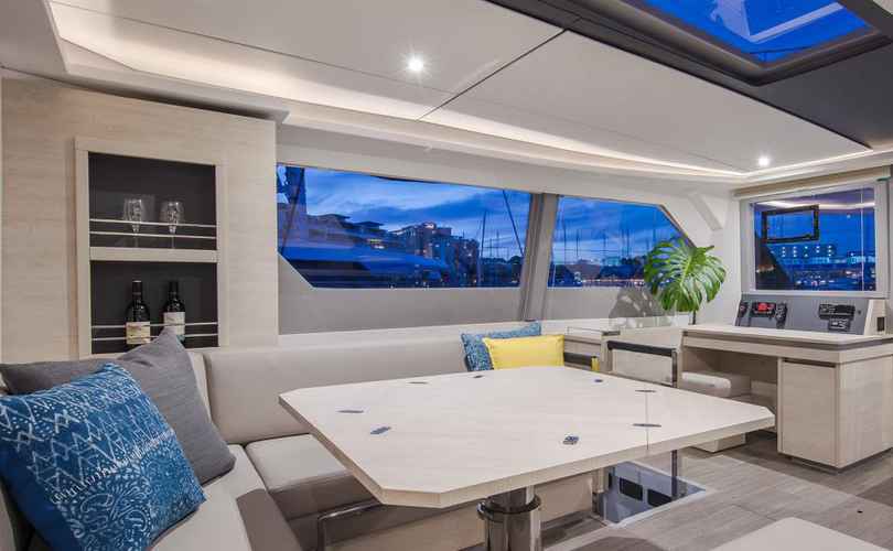 Photo Leopard 50 (Exclusive)