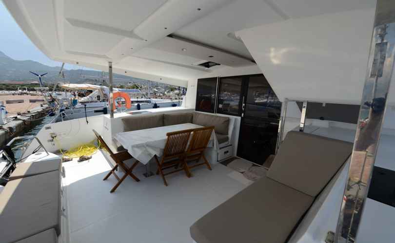 Lucia 40