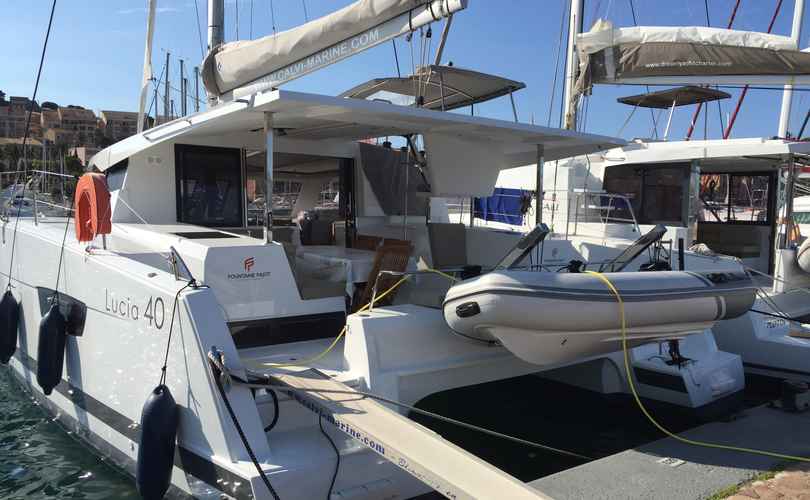 Lucia 40