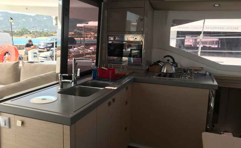 Lucia 40