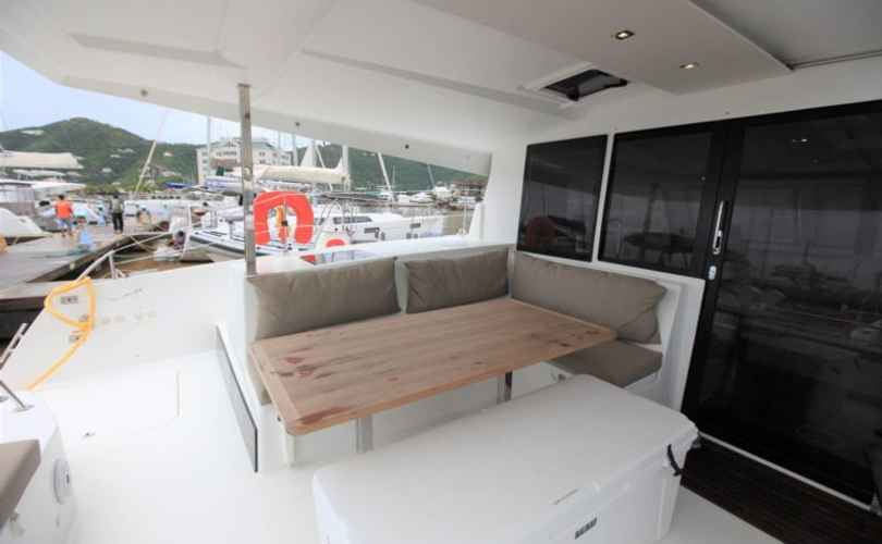 Lucia 40