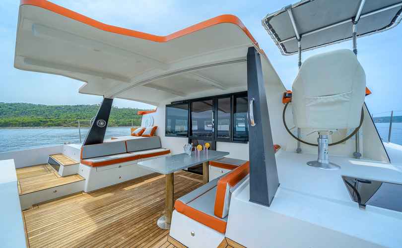 Photo Luna 47 Power (2023)