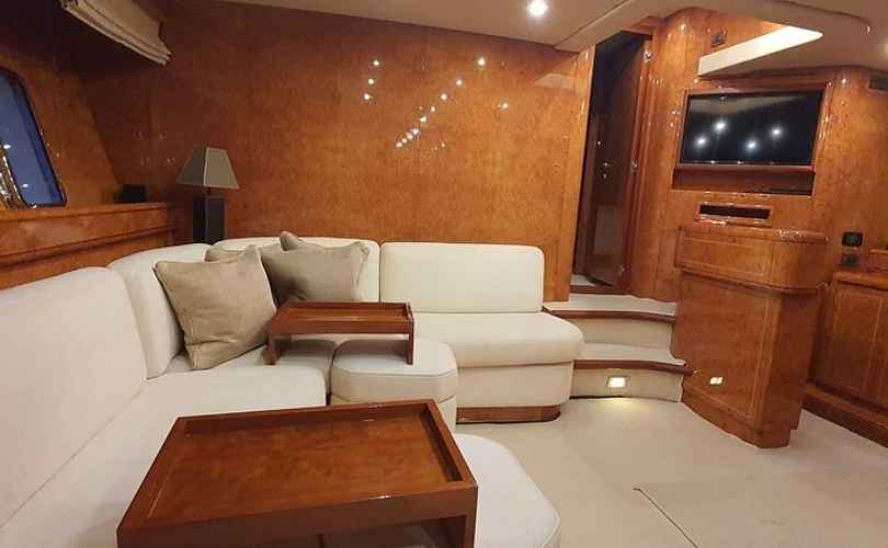 Photo Mangusta 72 (2005)