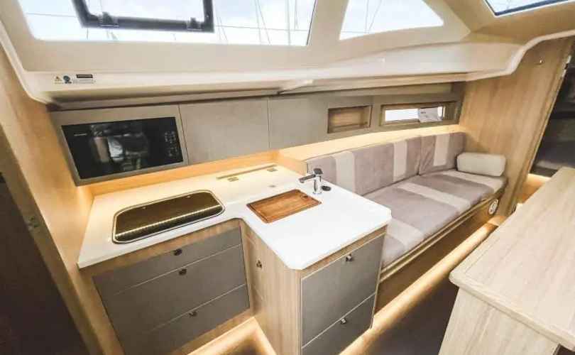 Photo Maxus 34 (2021)