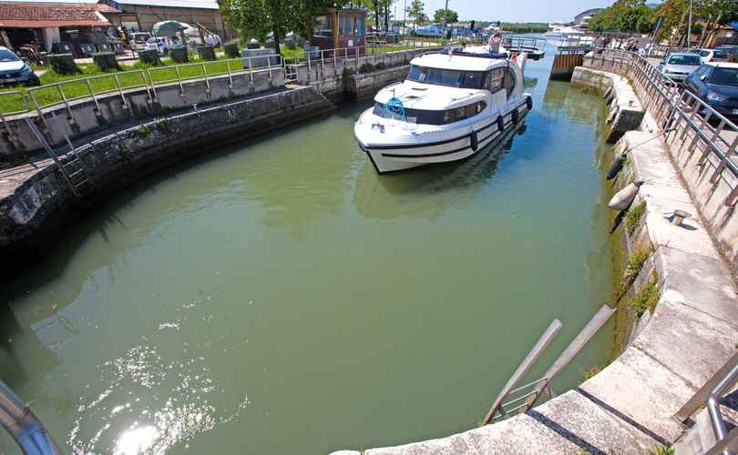 Photo Minuetto 6+ (2011)