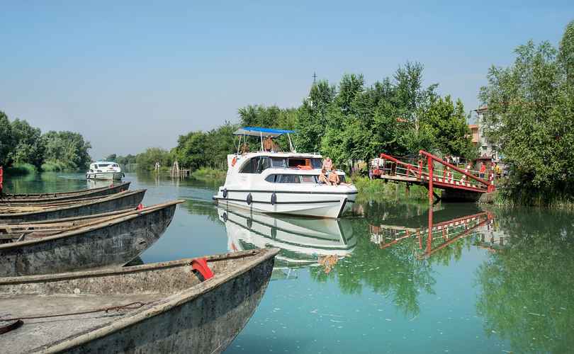 Photo Minuetto 6+ (2011)