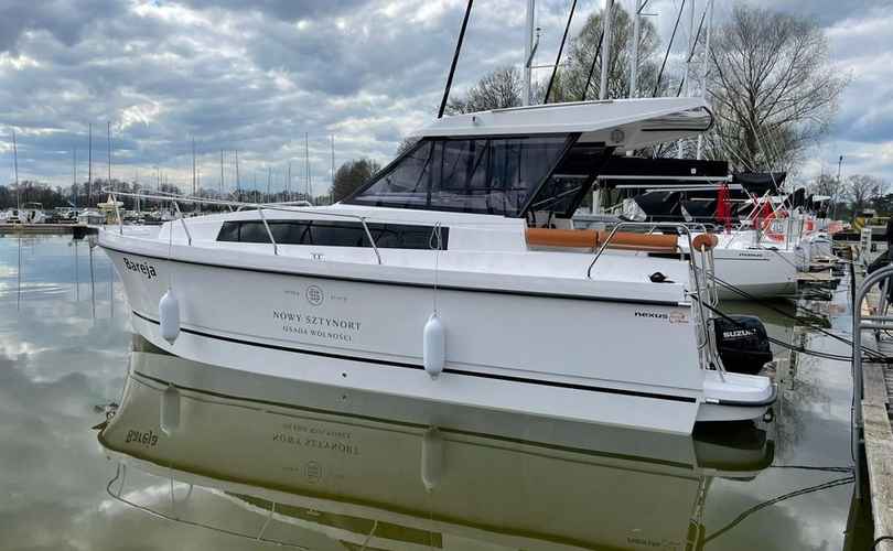 Photo Nexus Revo 870 (2021)