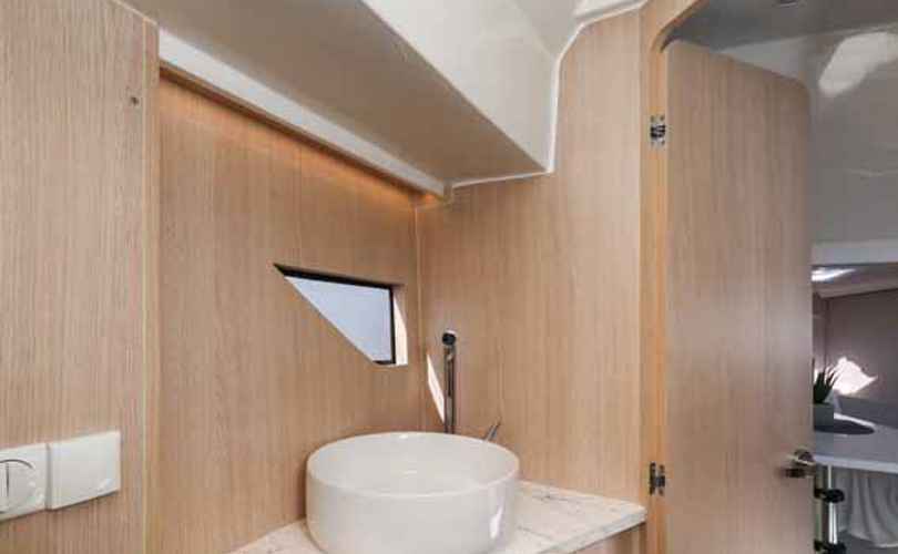 Photo Nuva M9 Cabin (2024)