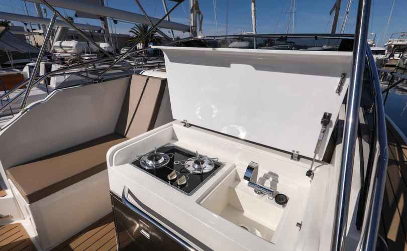 Photo Nuva M9 Cabin (2024)