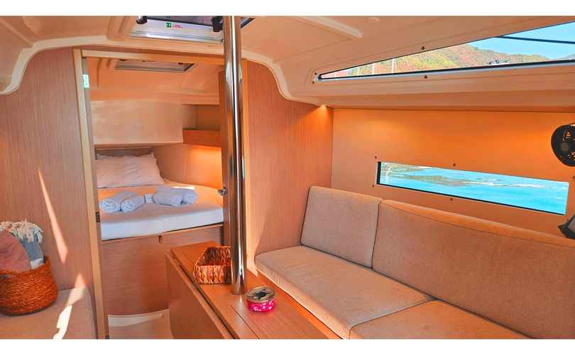 Photo Oceanis 30.1 (2024)