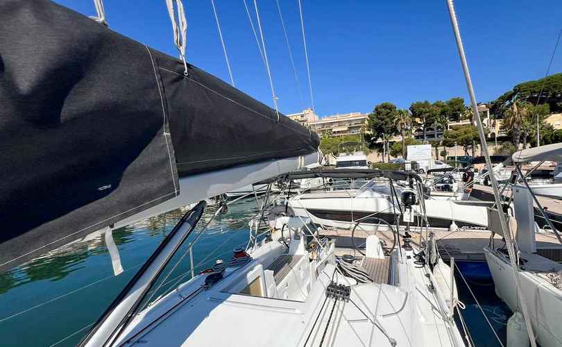 Photo Oceanis 30.1 (2021)