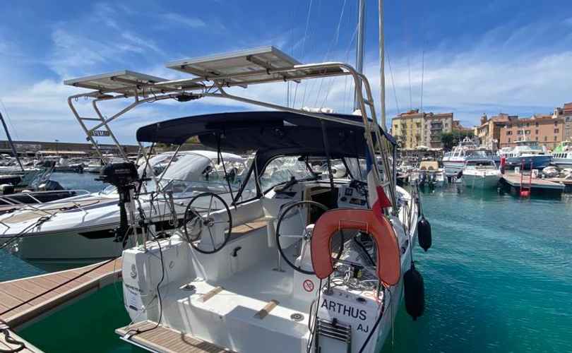 Oceanis 30.1